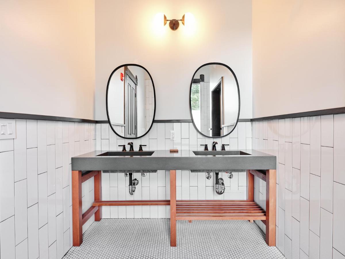 Thatcher Hotel Hopland 외부 사진